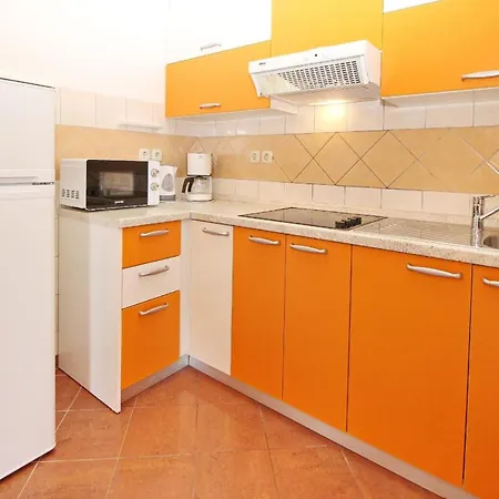 In Mit Eigenem Balkon - B59599