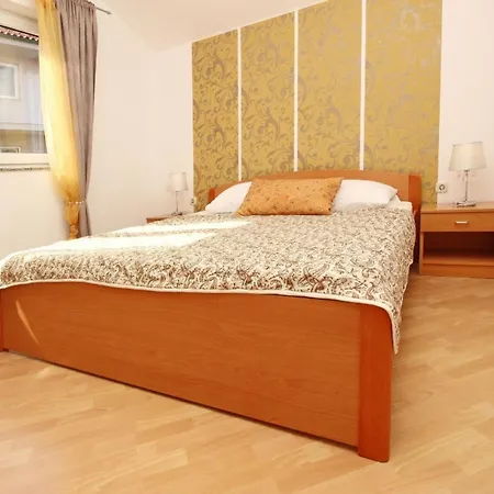 In Mit Eigenem Balkon - B59599 Apartman *