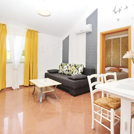 In Mit Eigenem Balkon - B59599 Apartman
