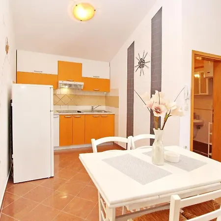 In Mit Eigenem Balkon - B59599 Apartman