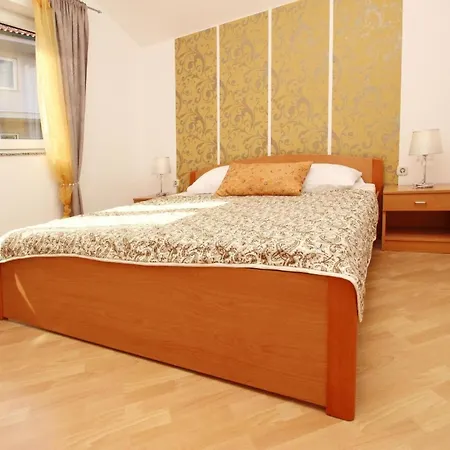 In Mit Eigenem Balkon - B59599 * Baška