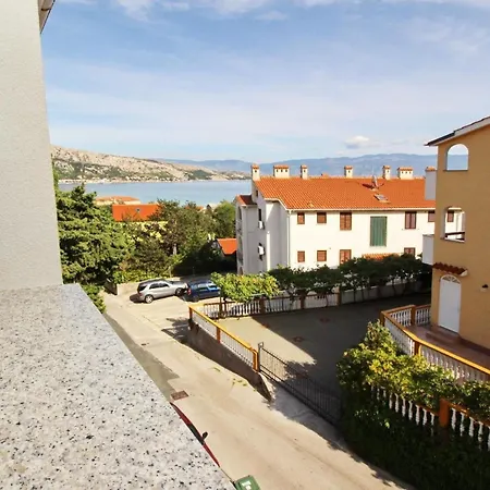 In Mit Eigenem Balkon - B59599 Lägenhet